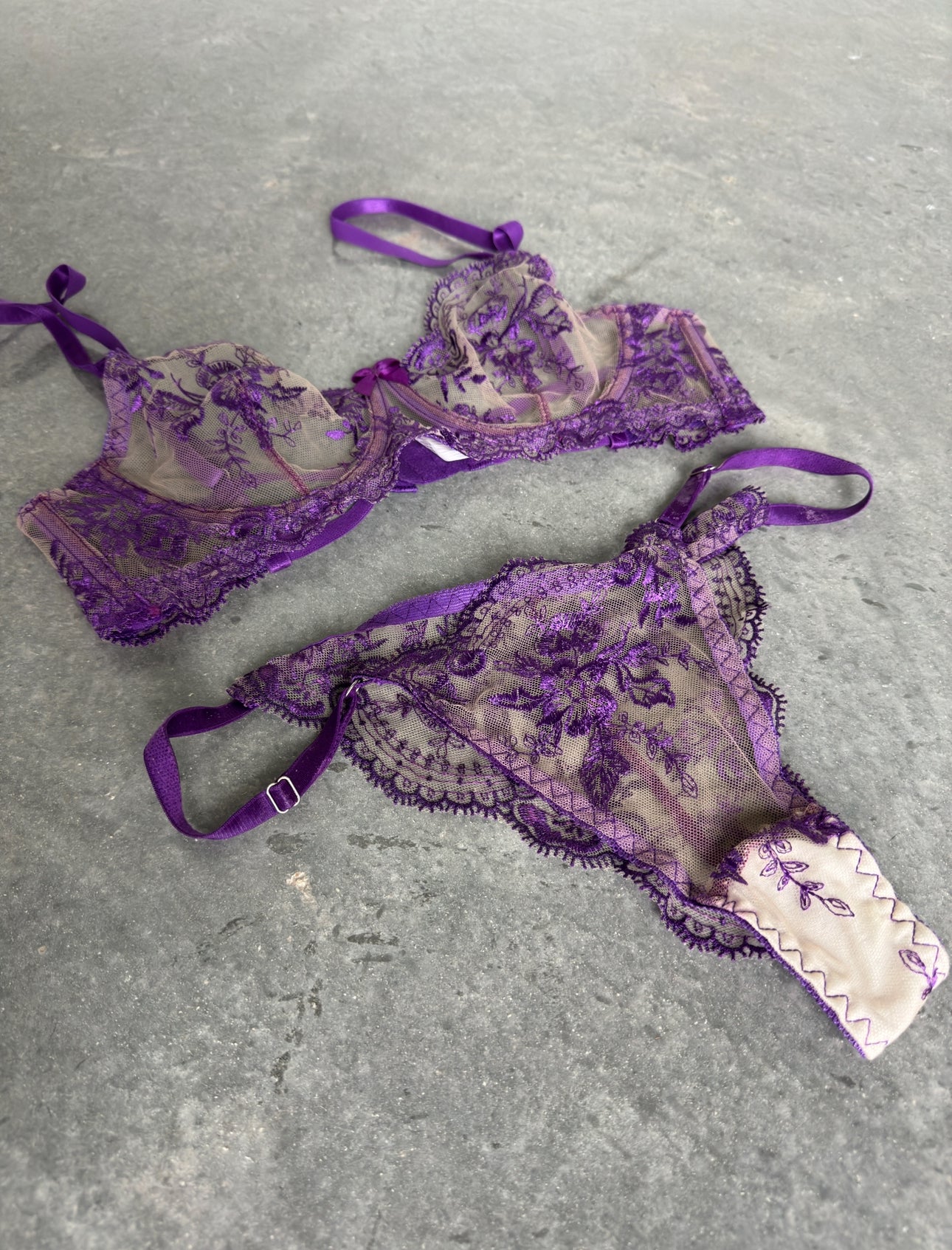 BRA & PANTY