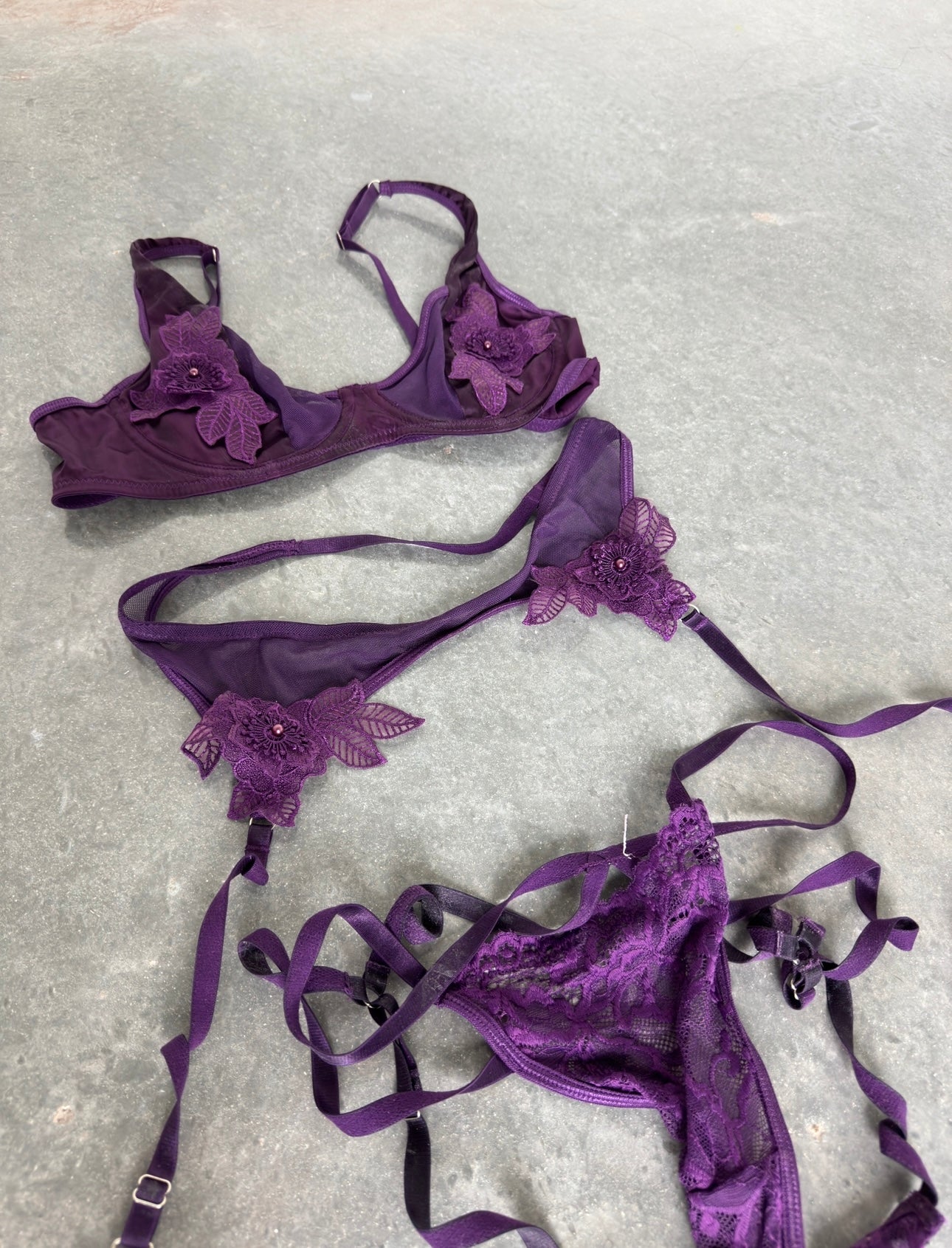 LINGERIE SET