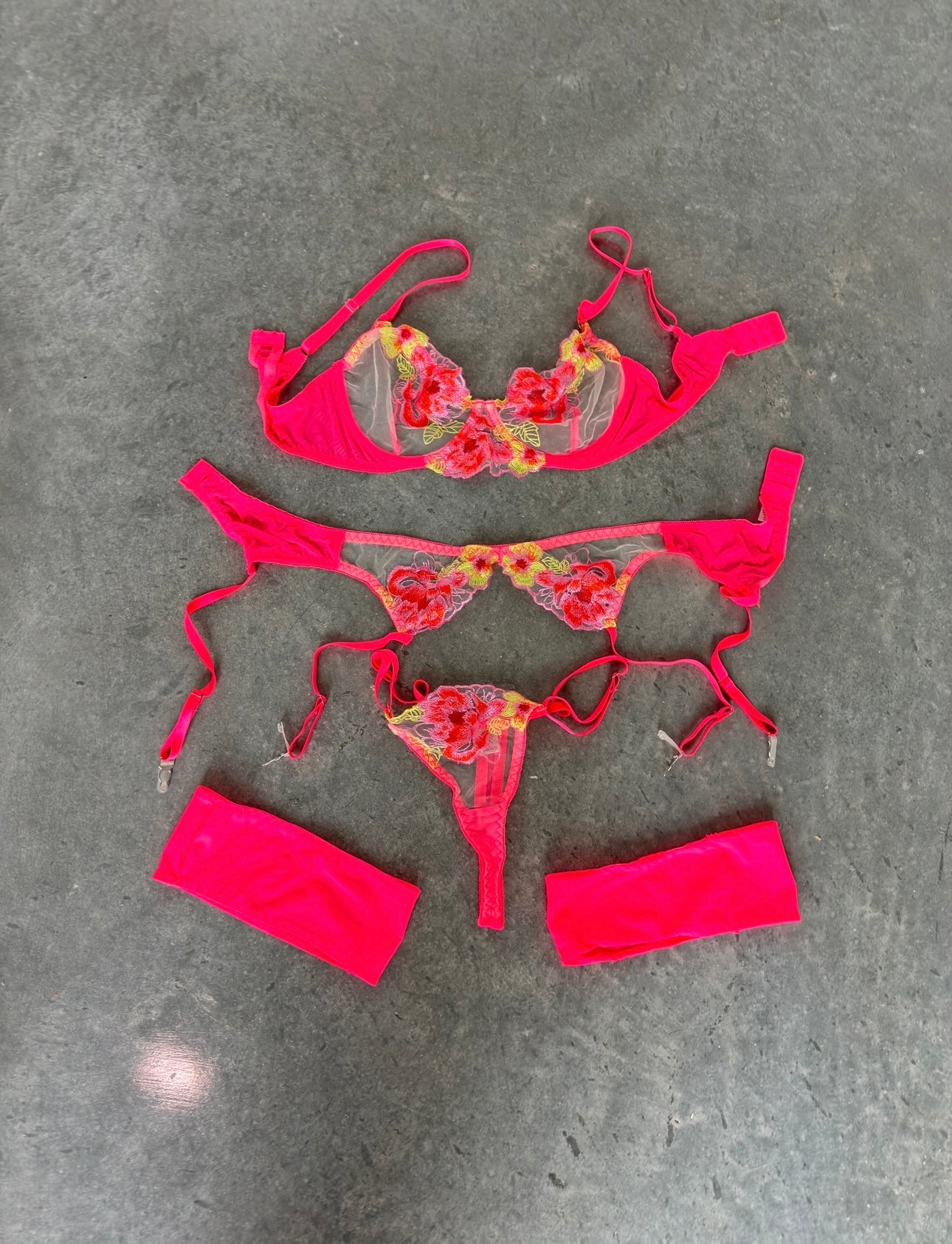 LINGERIE SET